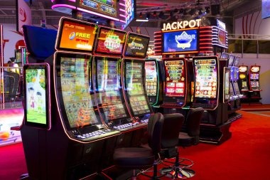 emasslot live dealer table on mobile screen showing blackjack game